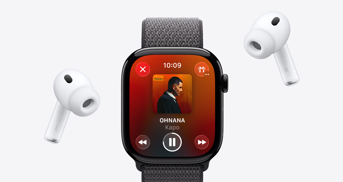 AirPods Pro 3, blancos, almohadillas de silicón, Apple Watch Series 11, caja de aluminio, color negro azabache pulido, Apple Music reproduce una canción