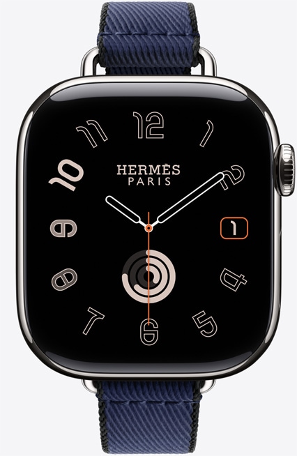 ساعة Apple Watch Hermès Series 11 بإطار من التيتانيوم الفضي، وواجهة الساعة Radial، وحزام Twill Jump Attelage Single Tour بلون كحلي/أسود