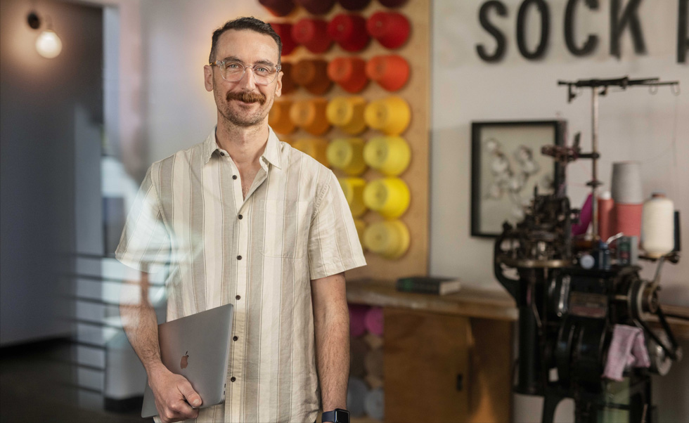 Customer Success and Strategic Partnerships ‑toiminnasta vastaava Max Williamson toimii myös yrityksen IT-vastaavana.